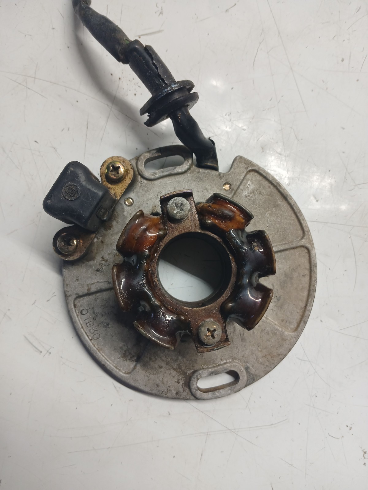 87 SUZUKI RM 125 RM125 OEM FACTORY STATOR 32101-01B32 87 SUZUKI RM 125 RM125 OEM FACTORY STATOR 32101-01B32