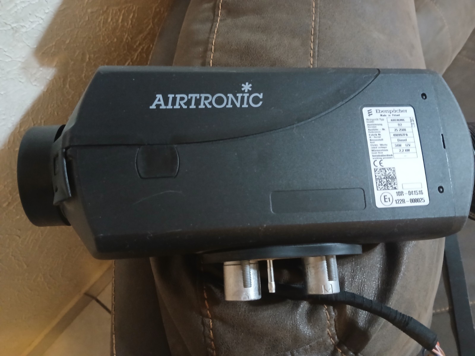Airtronic Eberspacher D2 Bunk Heater F31-1252-1701 25-2508 With Housing Airtronic Eberspacher D2 Bunk Heater F31-1252-1701 25-2508 With Housing