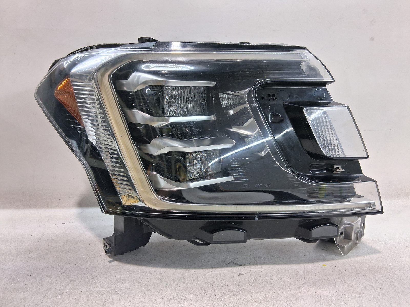 2018 2021 FORD EXPEDITION HEADLIGHT OEM RIGHT PASSENGER SIDE LED LL1B-13008-BB