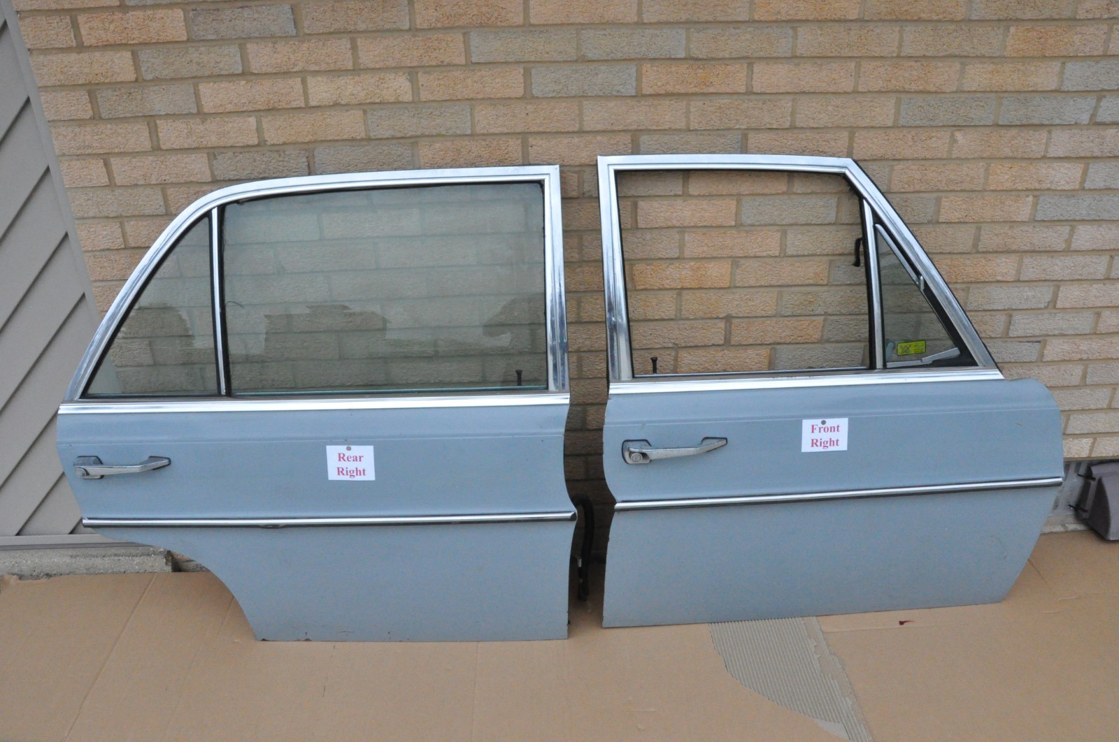 Mercedes W108, 109 Doors
