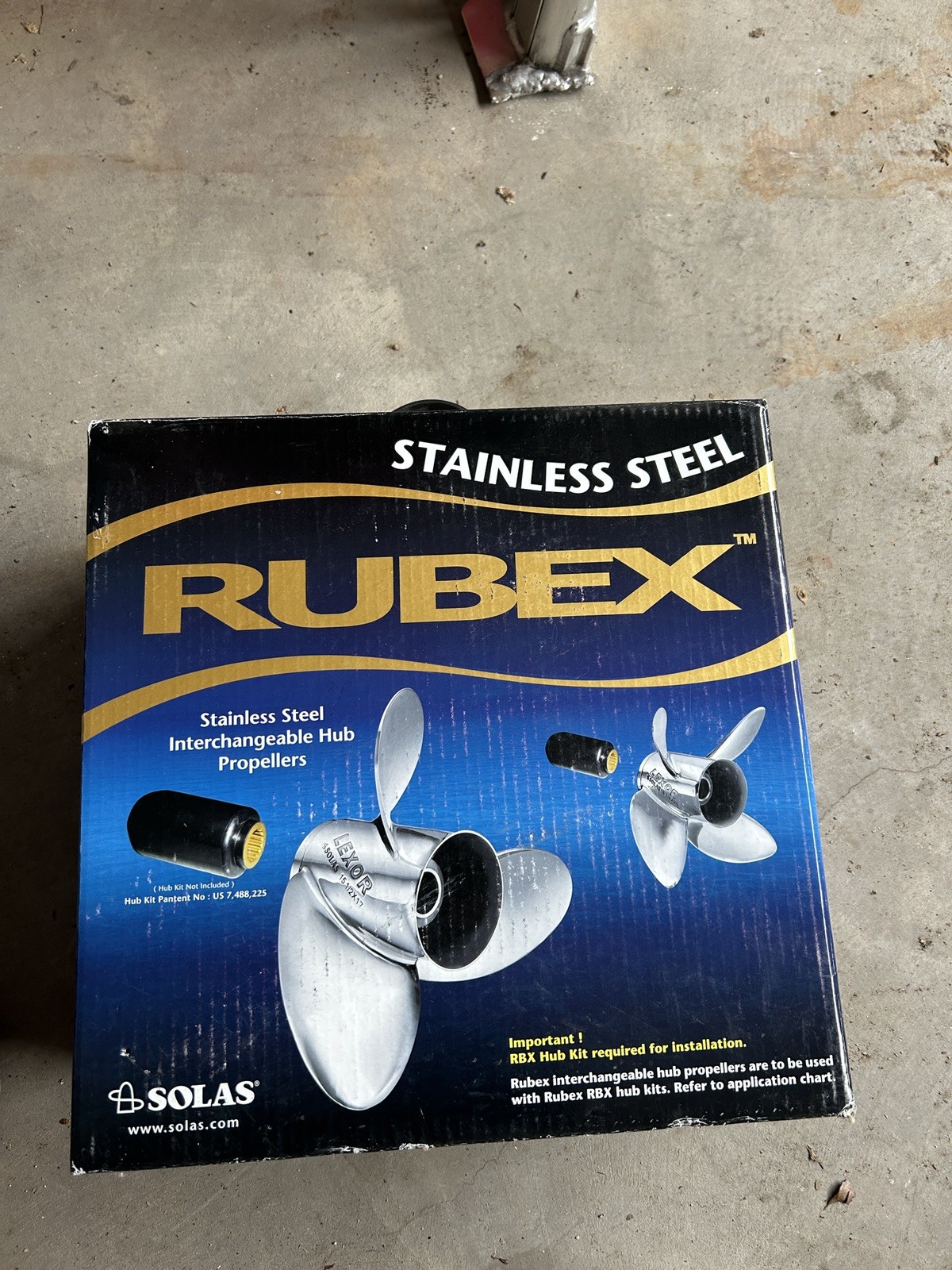 Solas Rubex Lexor 3 Blade Right Hand 15-5/8” x 23” L3 Plus 9571-156-23 Solas Rubex Lexor 3 Blade Right Hand 15-5/8” x 23” L3 Plus 9571-156-23