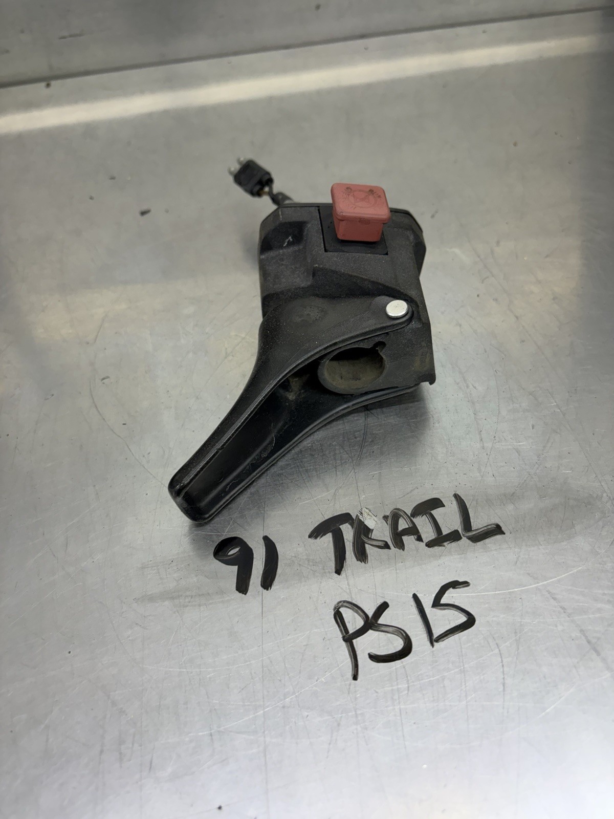 89 90 91 92 93 94-99 Polaris Indy Trail XLT OEM Throttle Lever Kill Switch Block