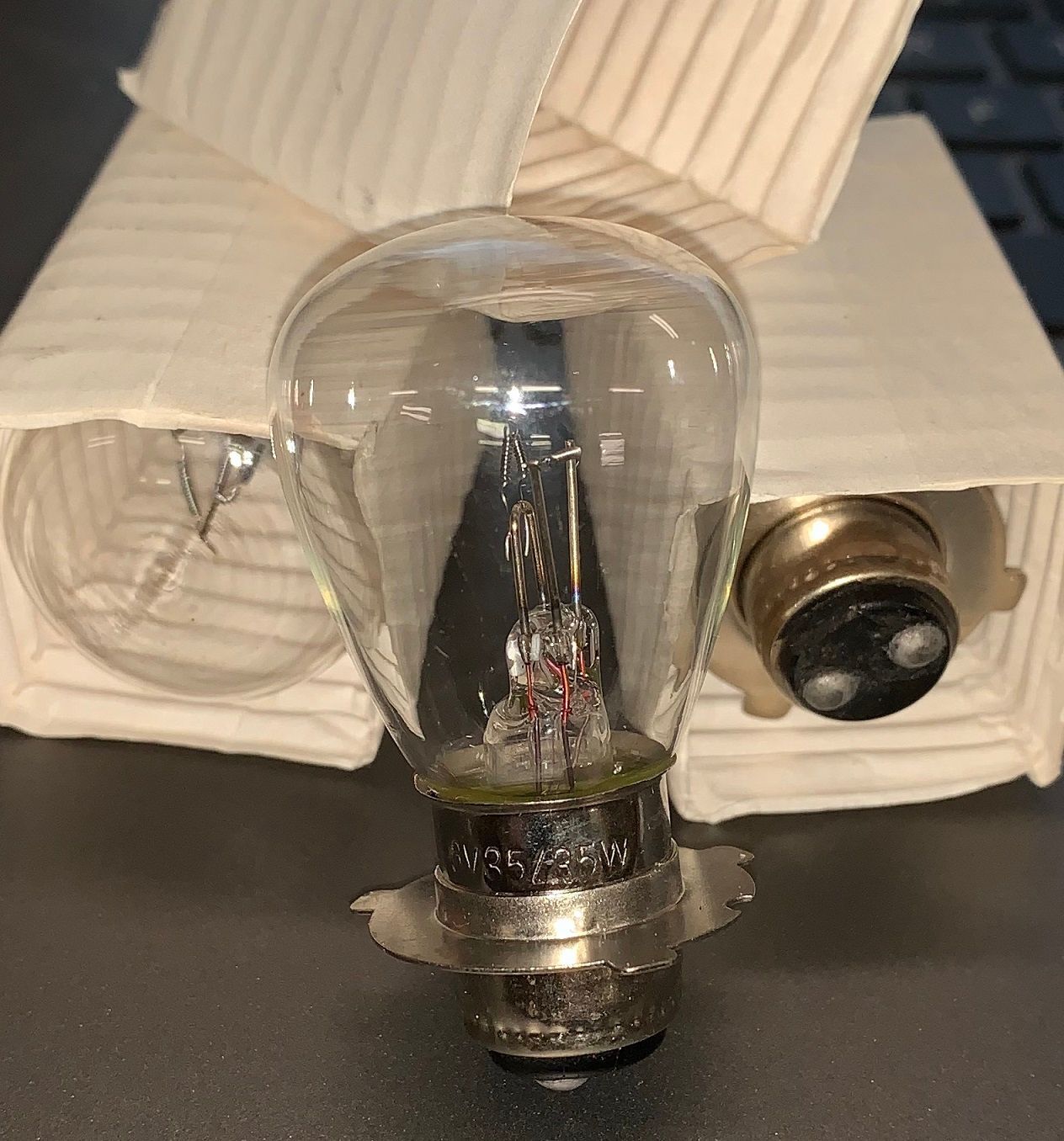 NEW 6 volt 6V35/35 WATT BULB P15D-25-3 FITS 400019 HEADLIGHT (6v3535RB) NEW 6 volt 6V35/35 WATT BULB P15D-25-3 FITS 400019 HEADLIGHT (6v3535RB)