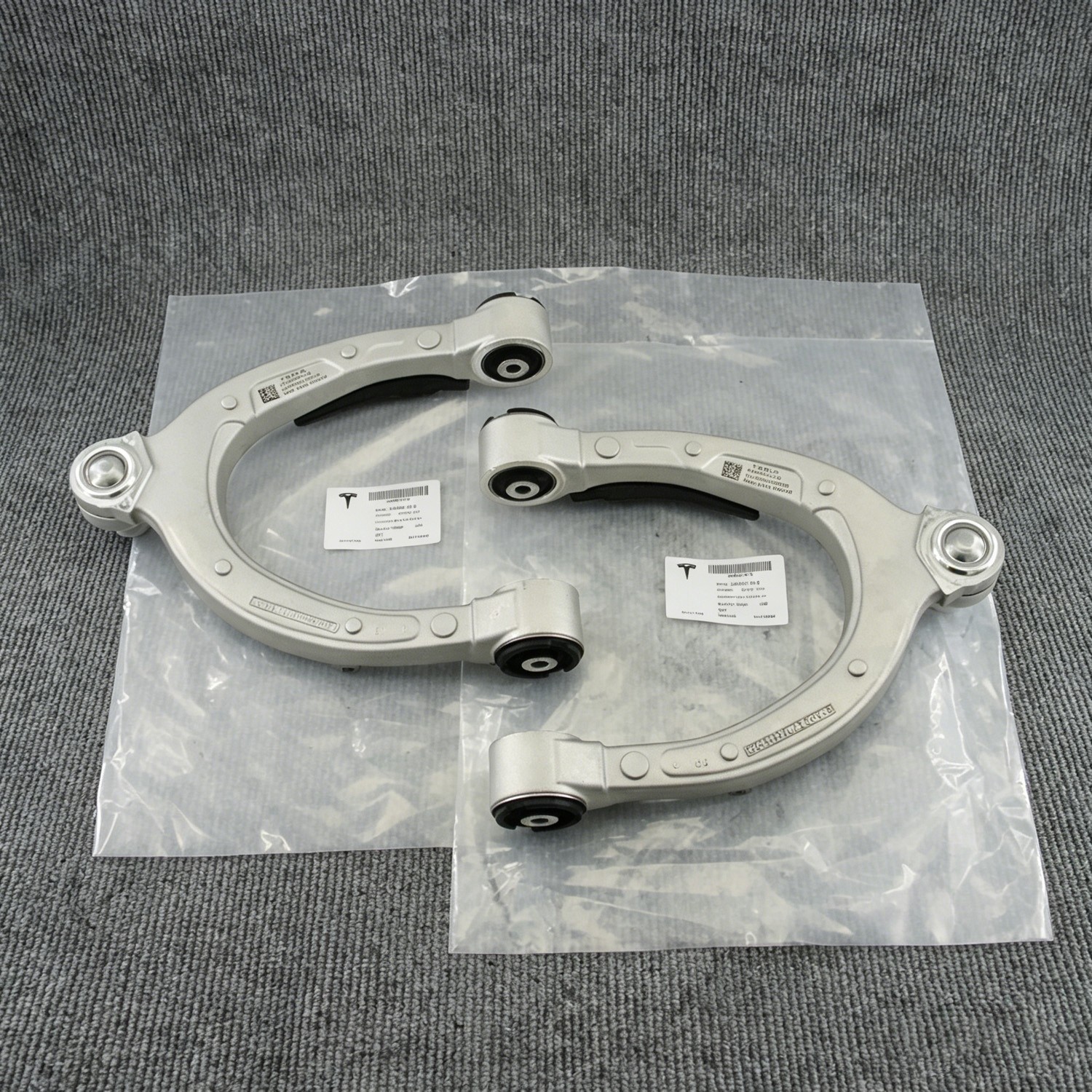 OEM 2X Front L&R Upper Control Arm For 2020 Model Y 2017-2022 Tesla Model 3 OEM 2X Front L&R Upper Control Arm For 2020 Model Y 2017-2022 Tesla Model 3