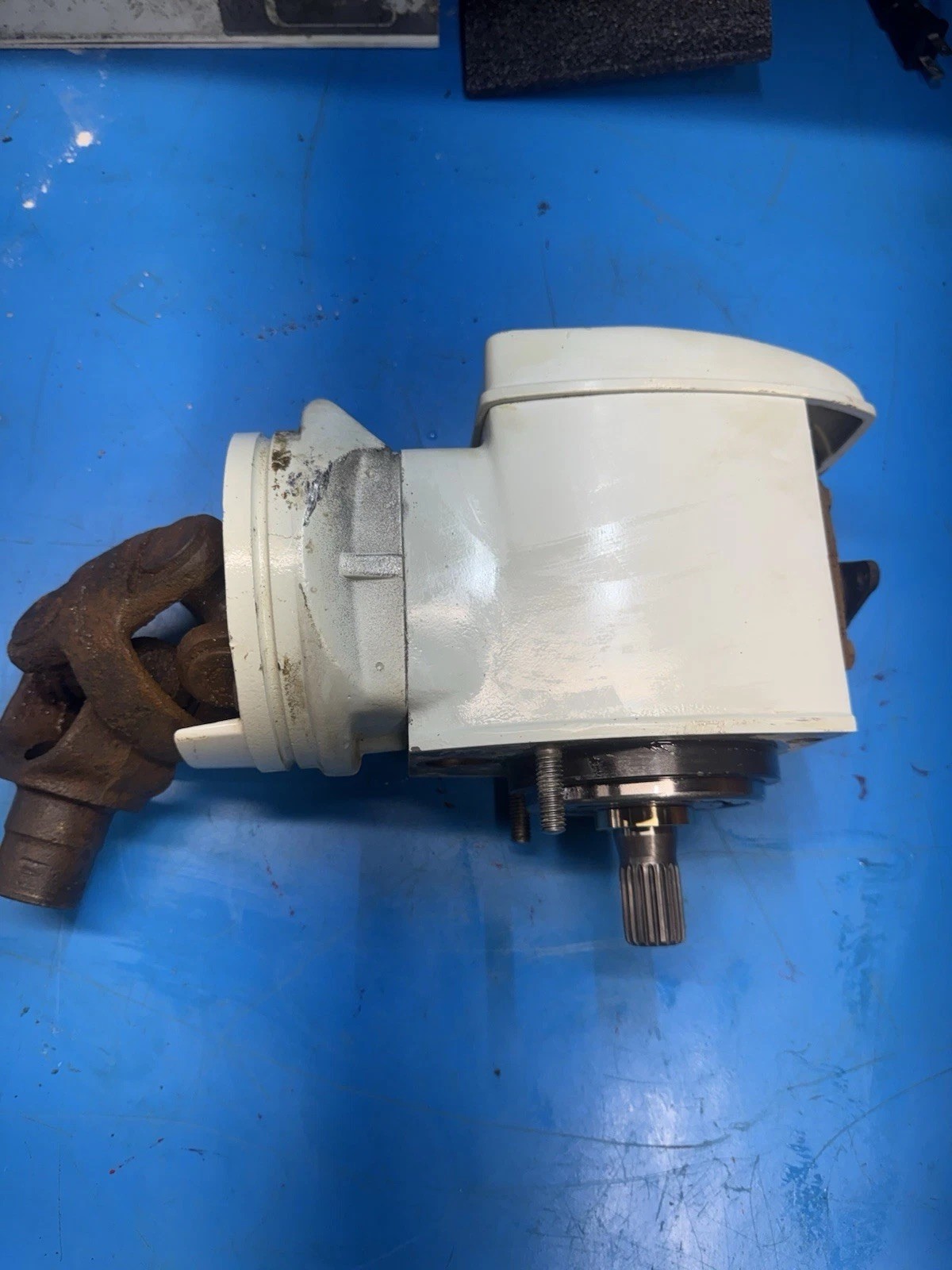 Volvo Penta 275 upper gear unit 270 280 290 26 spline Freshwater