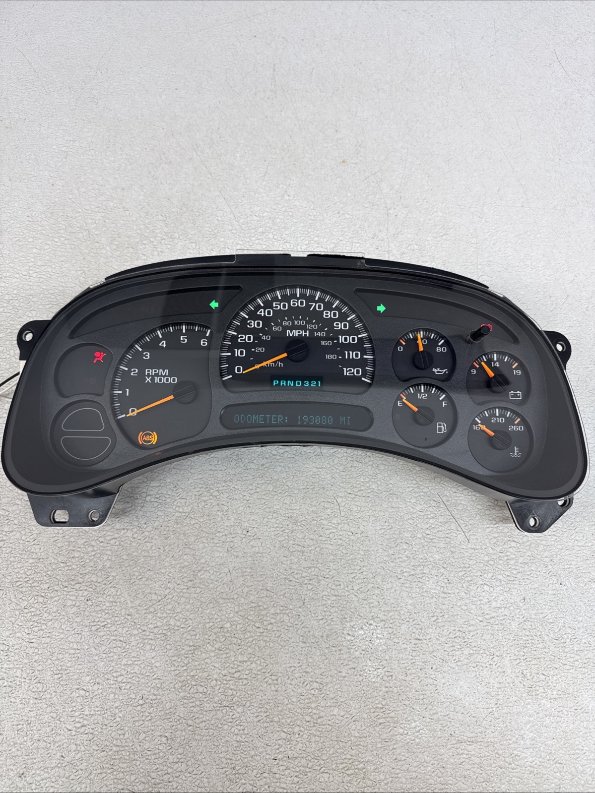 03-06 Chevy GMC Silverado Yukon Sierra Suburban Speedometer Cluster OEM TESTED