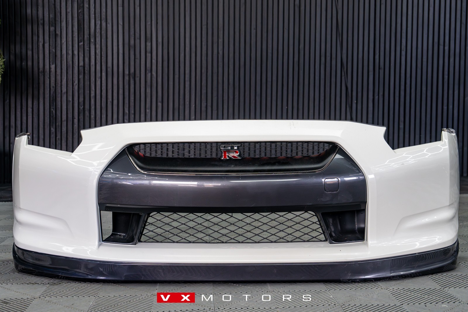 OEM Nissan GT-R R35 Front Bumper Assembly Genuine Factory GTR