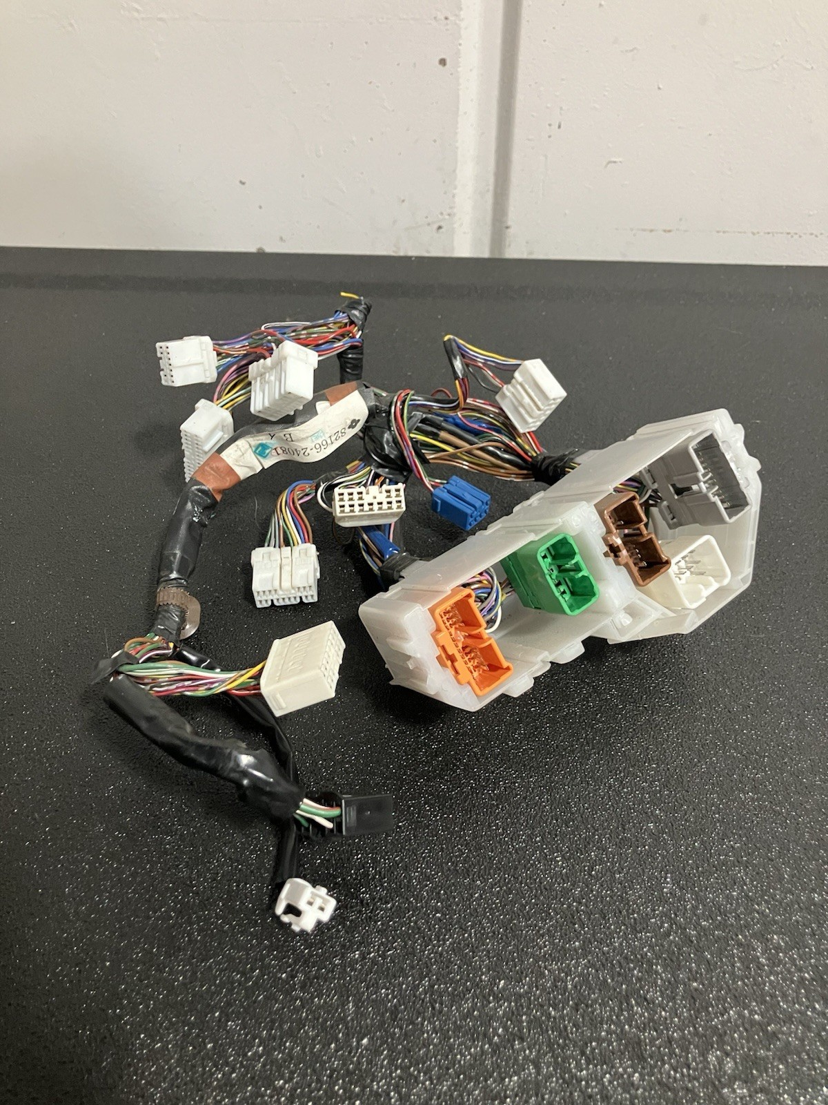 1992 LEXUS SC400 SC300 CLIMATE CONTROL RADIO WIRING HARNESS OEM 82166-24081 1992 LEXUS SC400 SC300 CLIMATE CONTROL RADIO WIRING HARNESS OEM 82166-24081