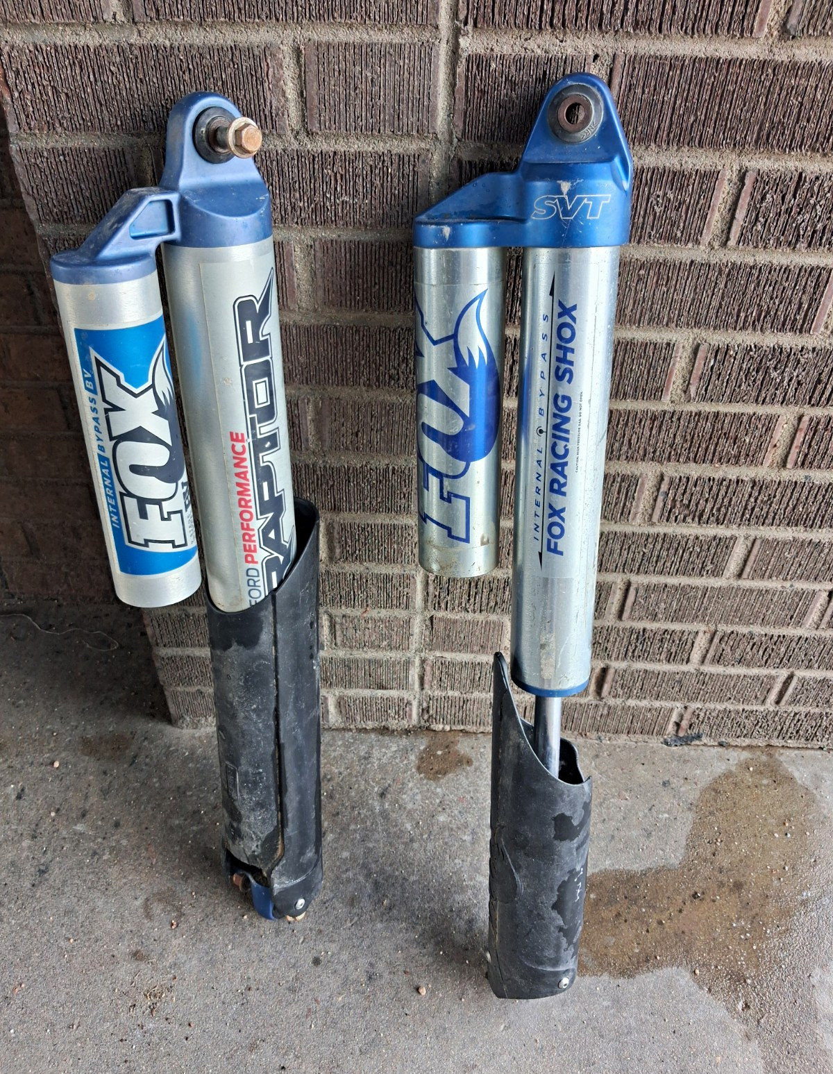 2017-2020 Ford F150 Raptor 2 Rear FOX Racing Shocks OEM Suspension(used)