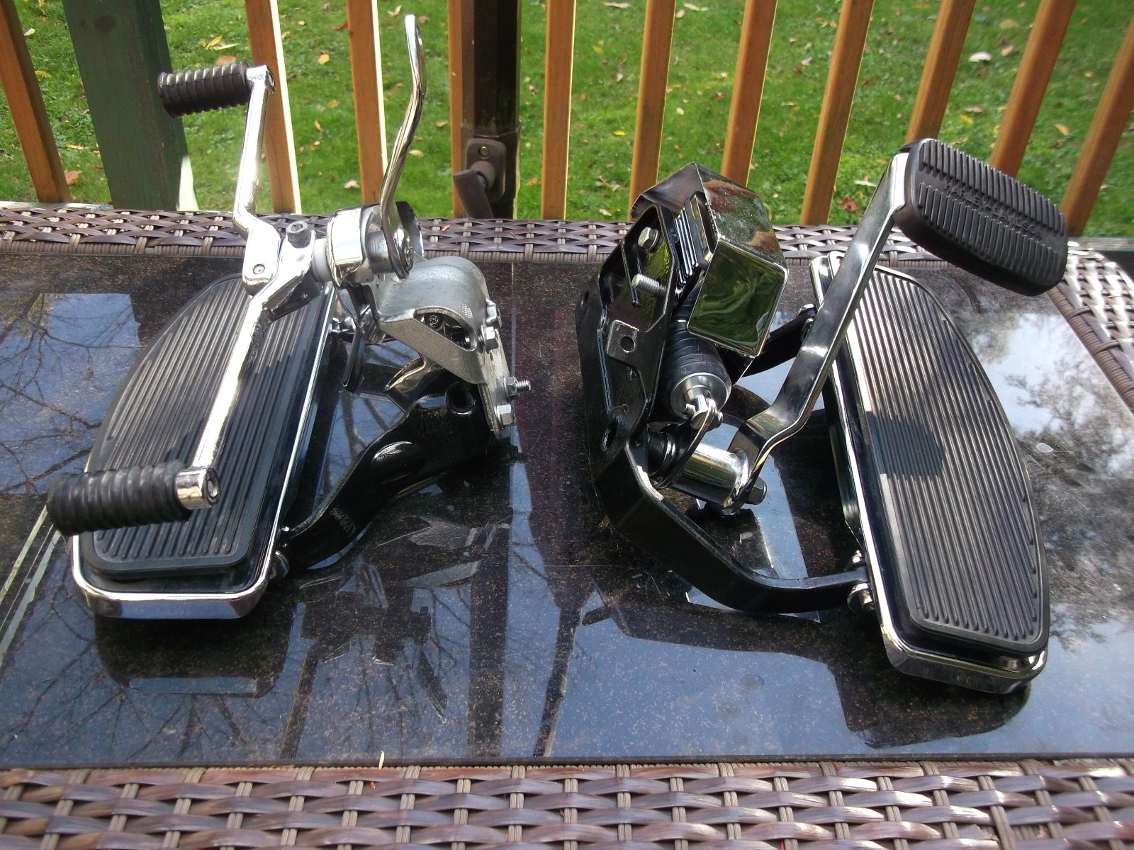 Harley 1998 Fatboy Complete Front Foot Controls Harley 1998 Fatboy Complete Front Foot Controls