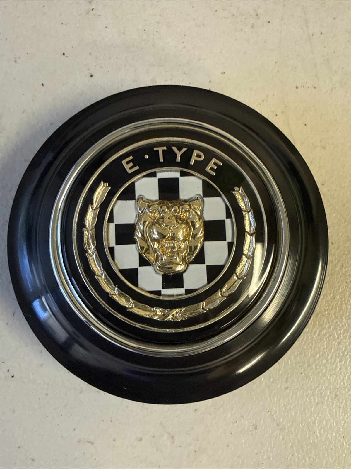62 63 64 65 66 67 68 69 70 71 72 JAGUAR E-TYPE SERIES 1 2 XKE HORN BUTTON - Read 62 63 64 65 66 67 68 69 70 71 72 JAGUAR E-TYPE SERIES 1 2 XKE HORN BUTTON - Read