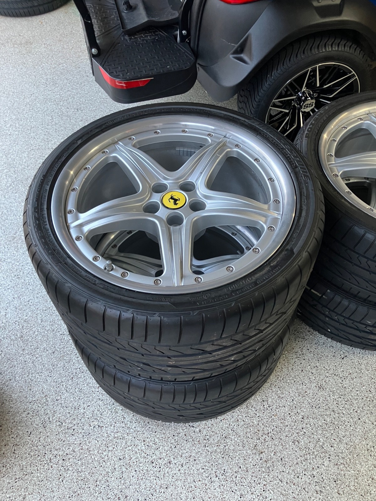 OEM Genuine Ferrari 575 19\
