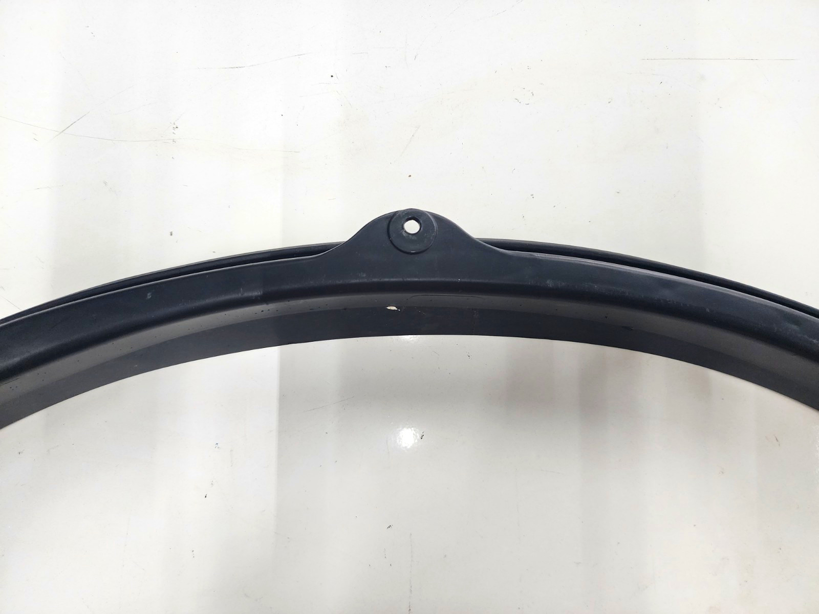2006 - 2010 HUMMER H3 Left LH Rear Quarter Wheel Seal Weatherstrip, 618118