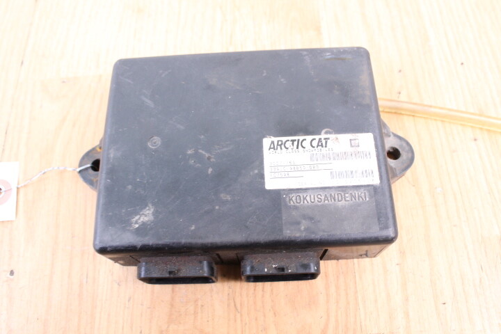 2010 ARCTIC CAT M8  CDI Igniter Box / ECU Brain Computer Square