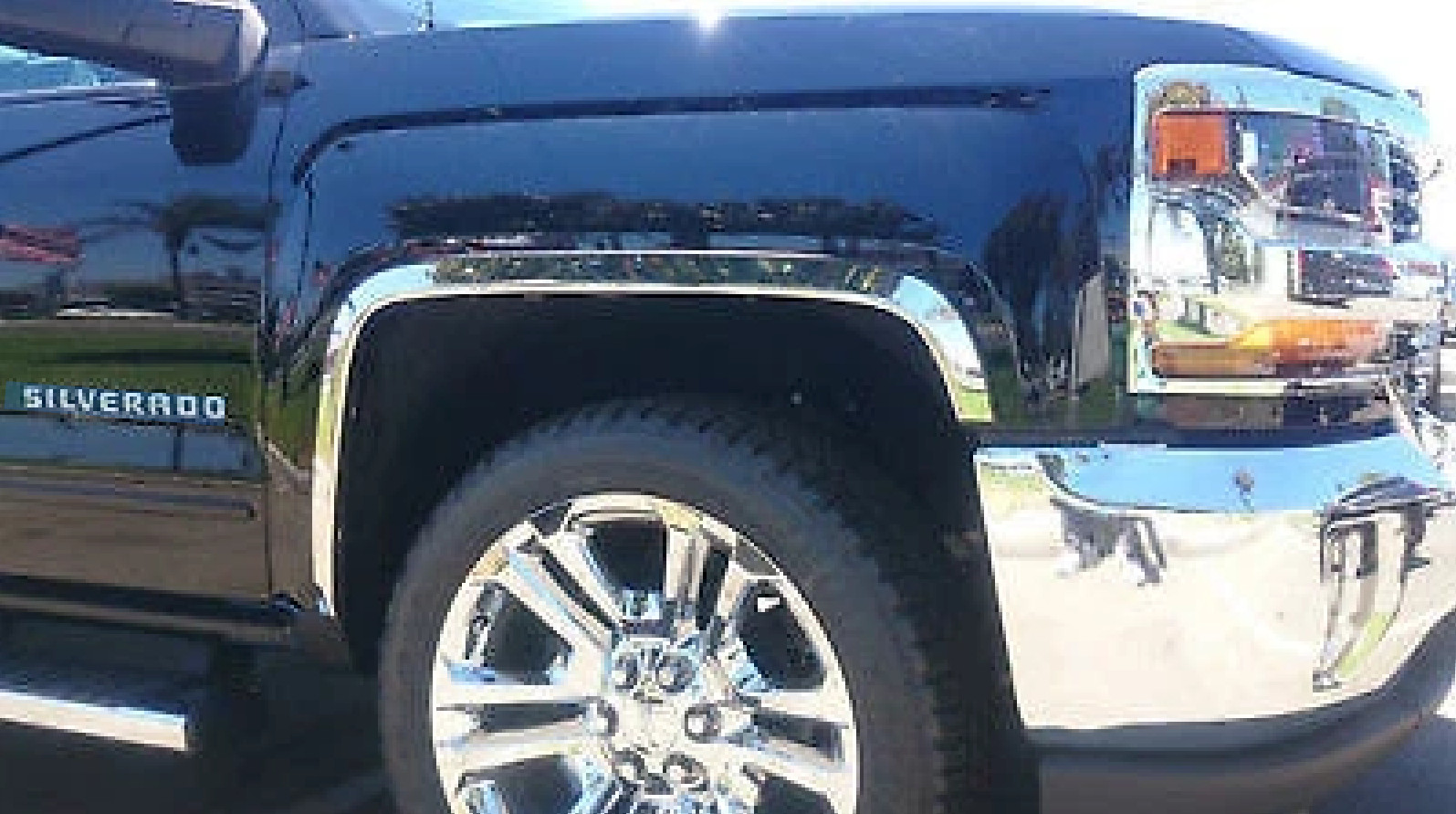 fits  2016-2018 Chevrolet Silverado 1500 2500 3500 Stainless Steel Fender Trim