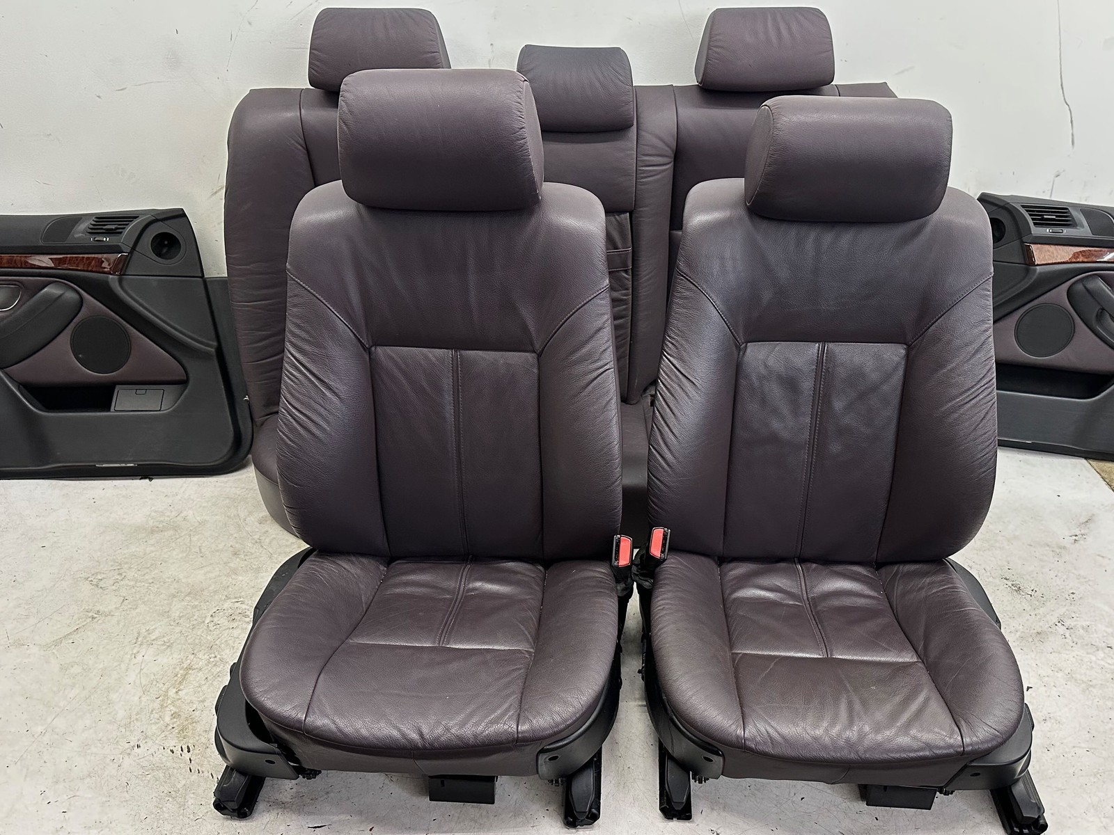 98-03 BMW E39 528i Sedan Aubergine Plum Leather Seats w Door Cards Individual