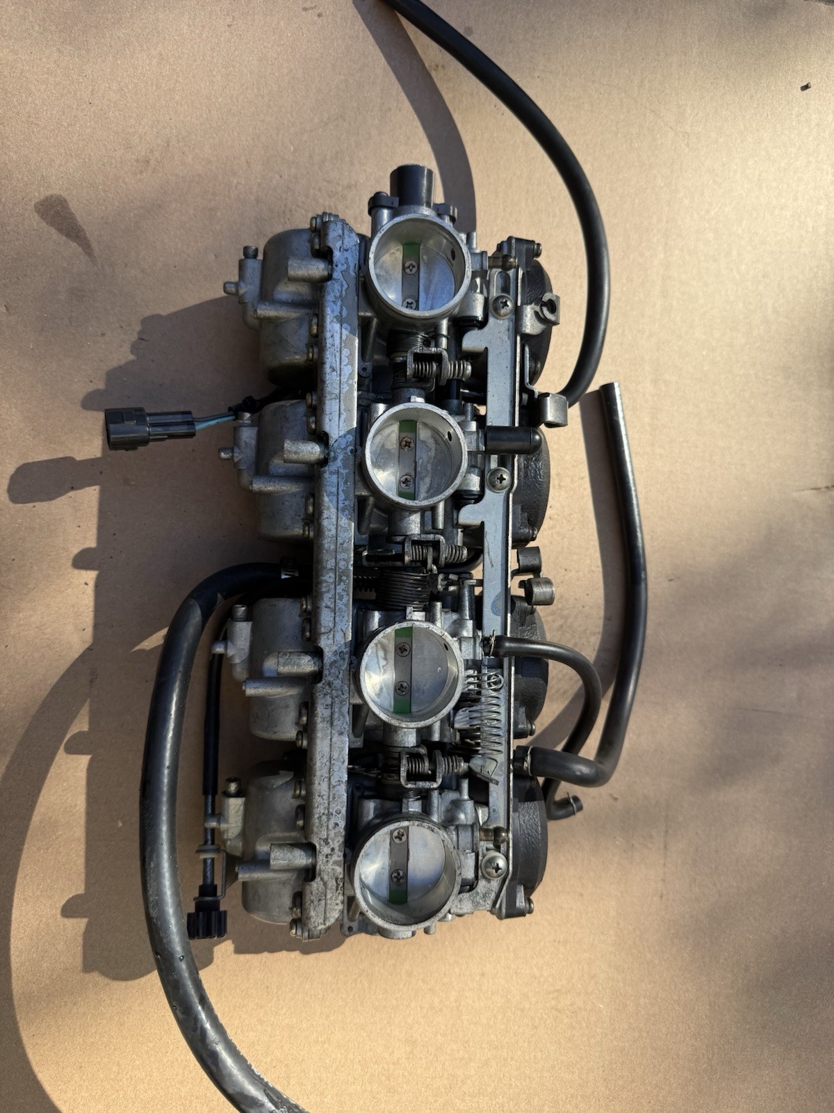 2000 Kawasaki ZRX1100 Keihin Carburetor Rack Carbs Set OEM Needs Service 2000 Kawasaki ZRX1100 Keihin Carburetor Rack Carbs Set OEM Needs Service