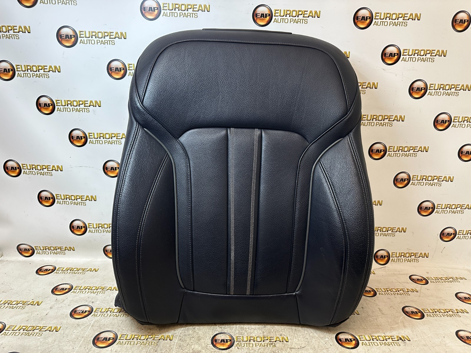 2017 - 2020 BMW G30 M550XI 540I LEFT FRONT UPPER SEAT BACK CUSHION DARK BLUE OEM
