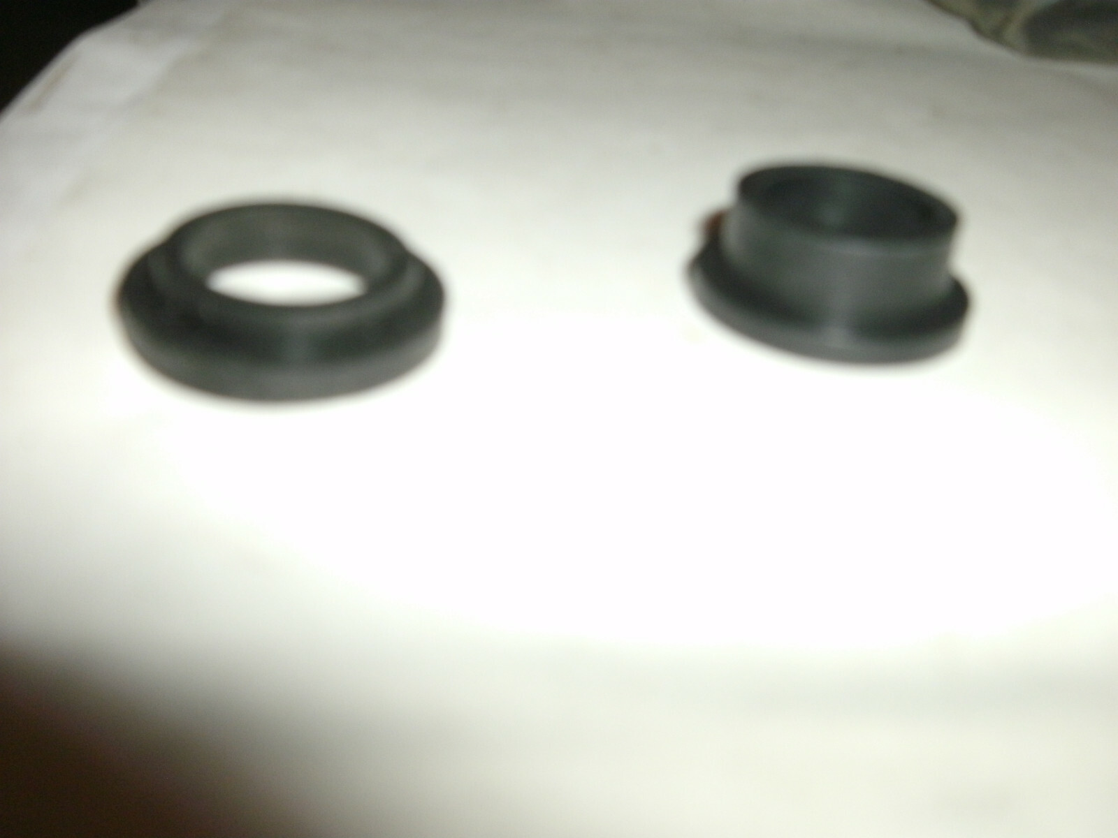 NEW RADIATOR FAN SWITCH UPGRADED SEAL  1977-1980 MGB ,75-81 TR7 