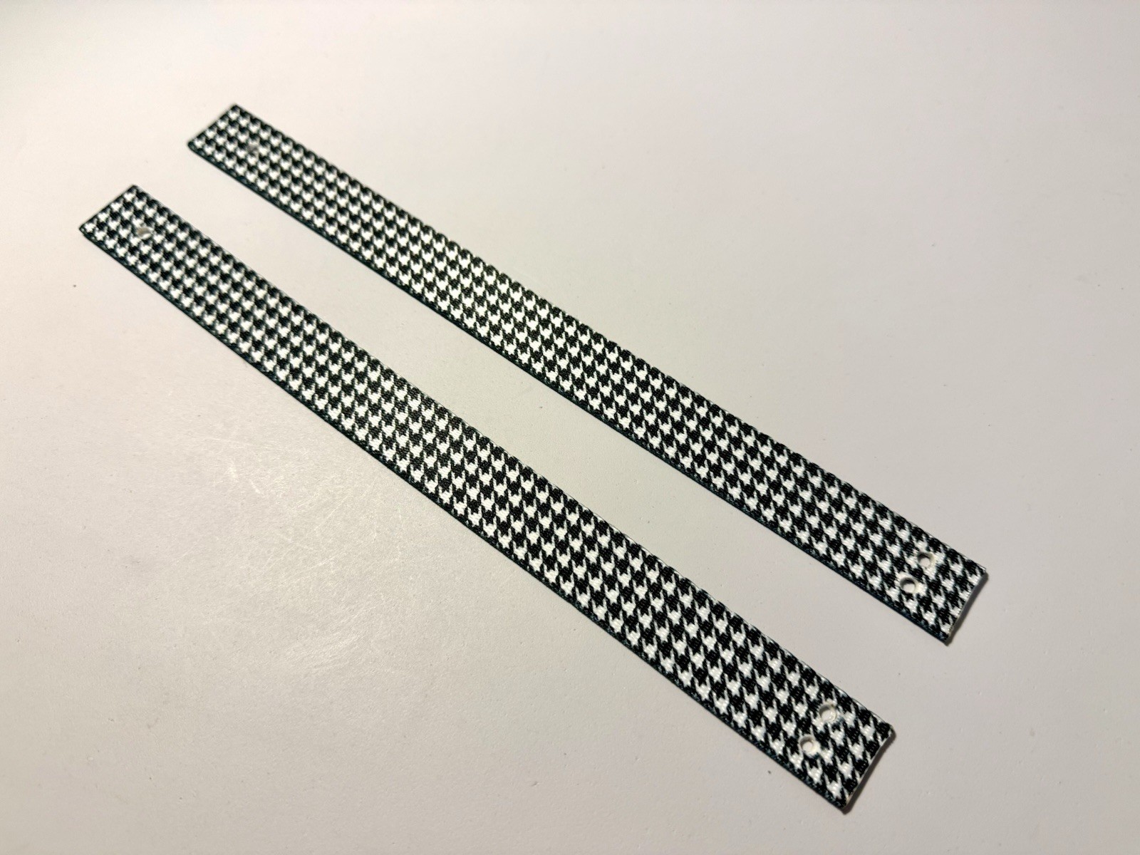 Houndstooth Door Pull Replacement Straps Porsche 911 991 GT3RS 718 GT4RS Pepita Houndstooth Door Pull Replacement Straps Porsche 911 991 GT3RS 718 GT4RS Pepita