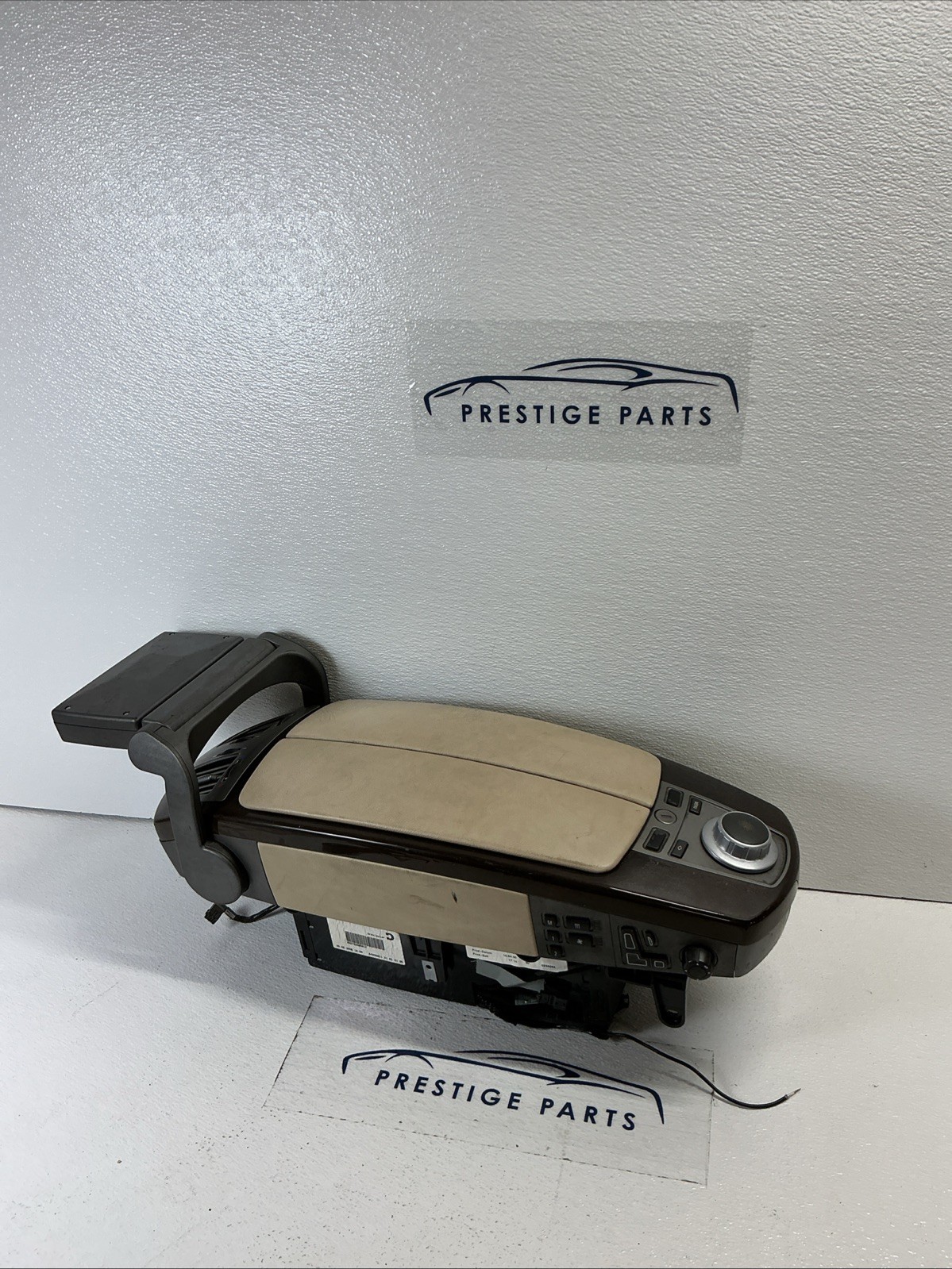 01-08 BMW 745I Leather Armrest Center Console W/ Controls & Screen OEM