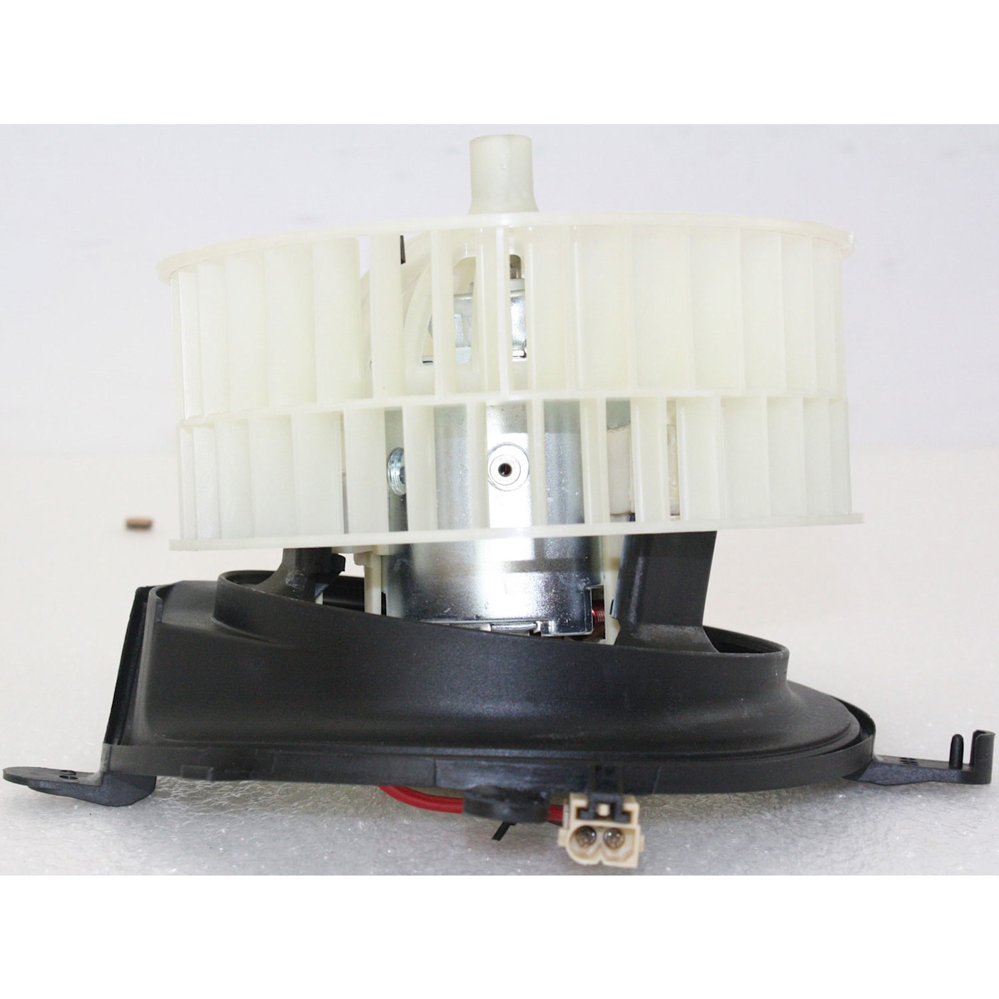 Heater Blower Motor For 99-2003 Mercedes Benz E320 99-2002 E430 w/ wheel