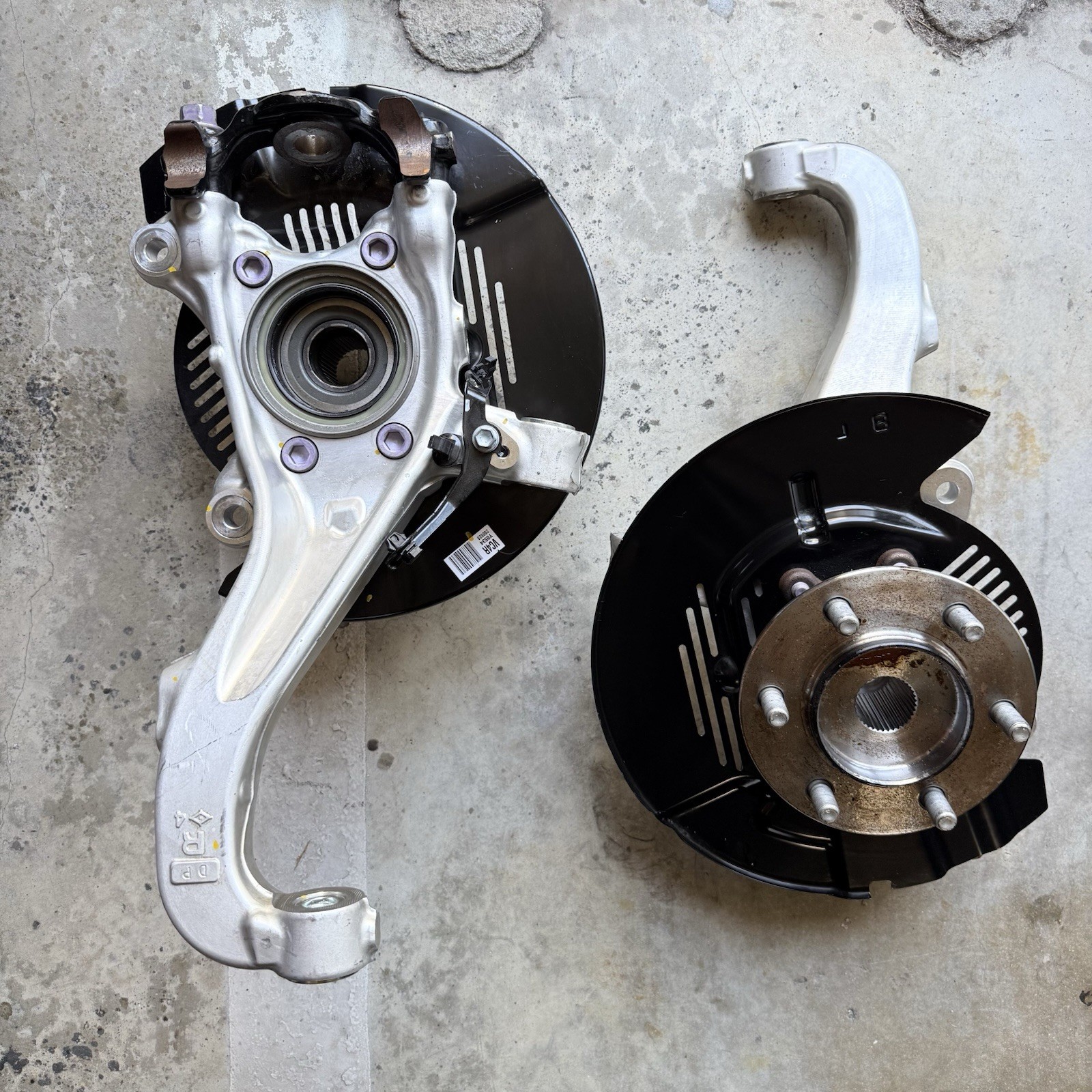 2022-2026 Lexus Lx600 Lx700 Wheel Bearing and Hub FRONT AXLE Left Right OEM Set 2022-2026 Lexus Lx600 Lx700 Wheel Bearing and Hub FRONT AXLE Left Right OEM Set