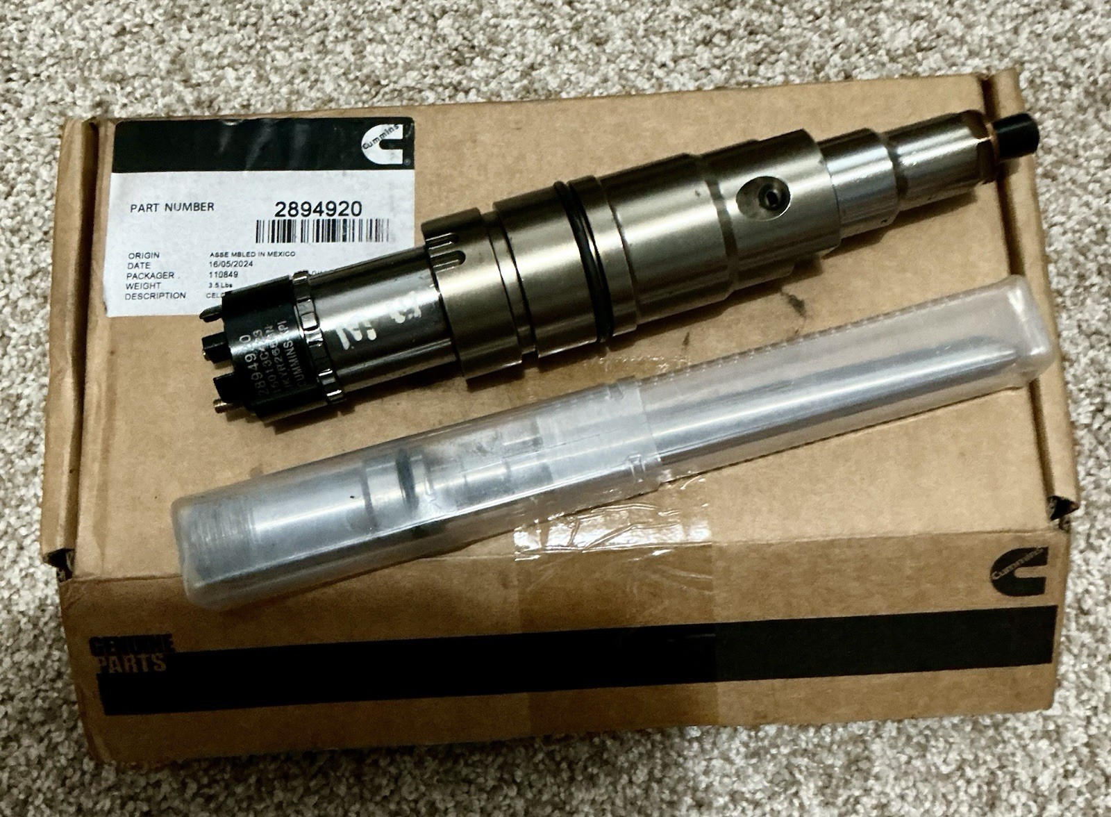 Cummins Diesel Fuel Injector Part 2894920 New In Box Ships Fast Cummins Diesel Fuel Injector Part 2894920 New In Box Ships Fast