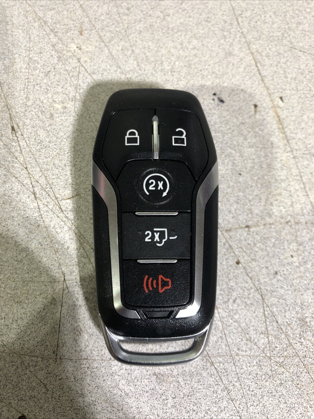 Genuine 2016 Ford Key Used 164-R7989 Genuine 2016 Ford Key Used 164-R7989