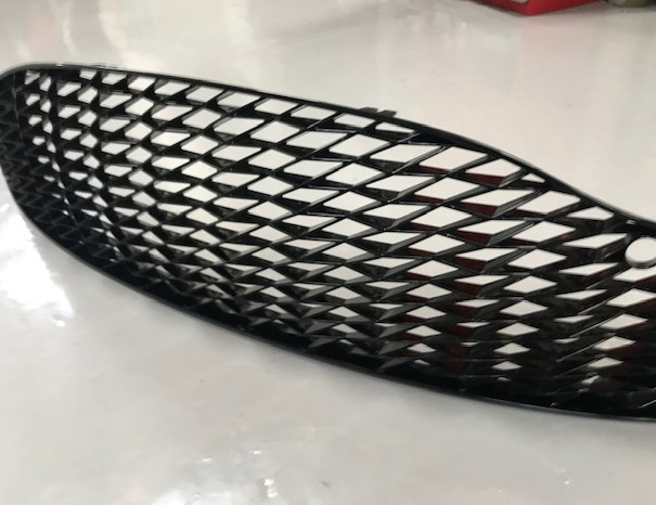 Aston Martin Vanquish Zagato Radiator Grille - Used