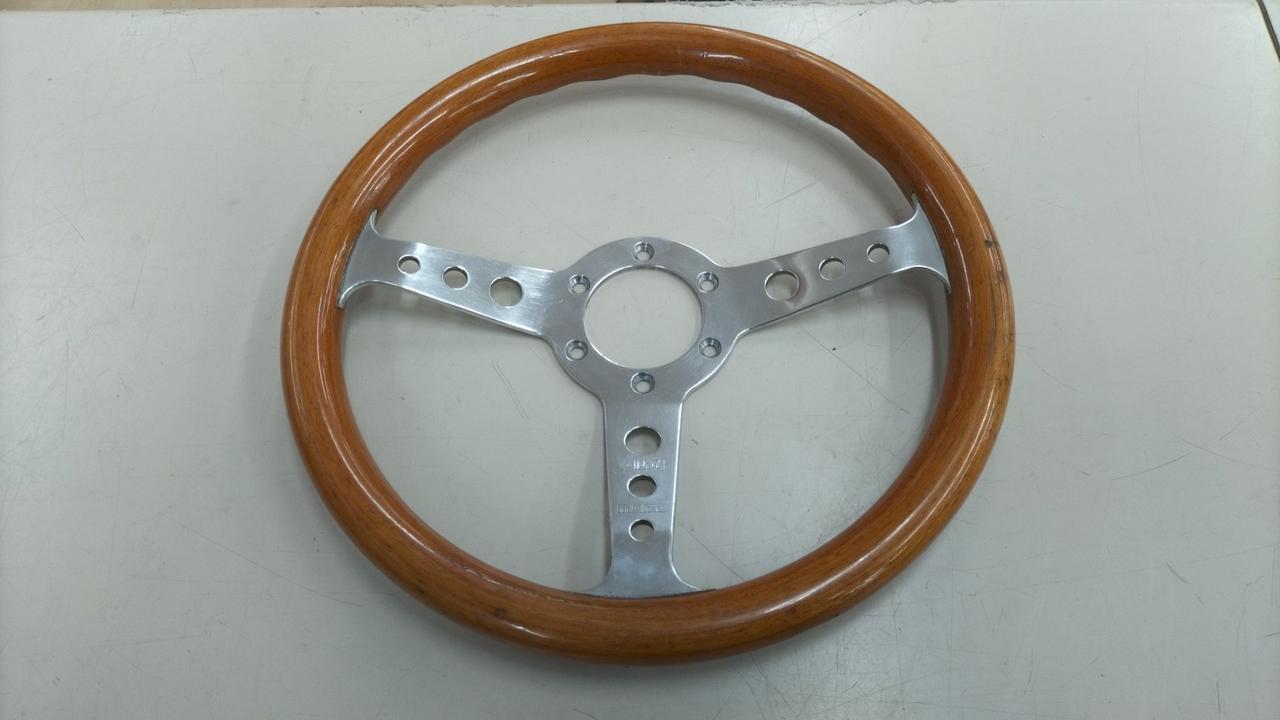 Momo Super Indy Aftermarket Steering Wheel