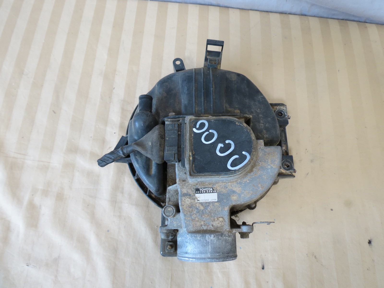 89 90 91-95 Toyota 4Runner & Pickup MAS MAF Air Flow Meter & Sensor 22250-65010
