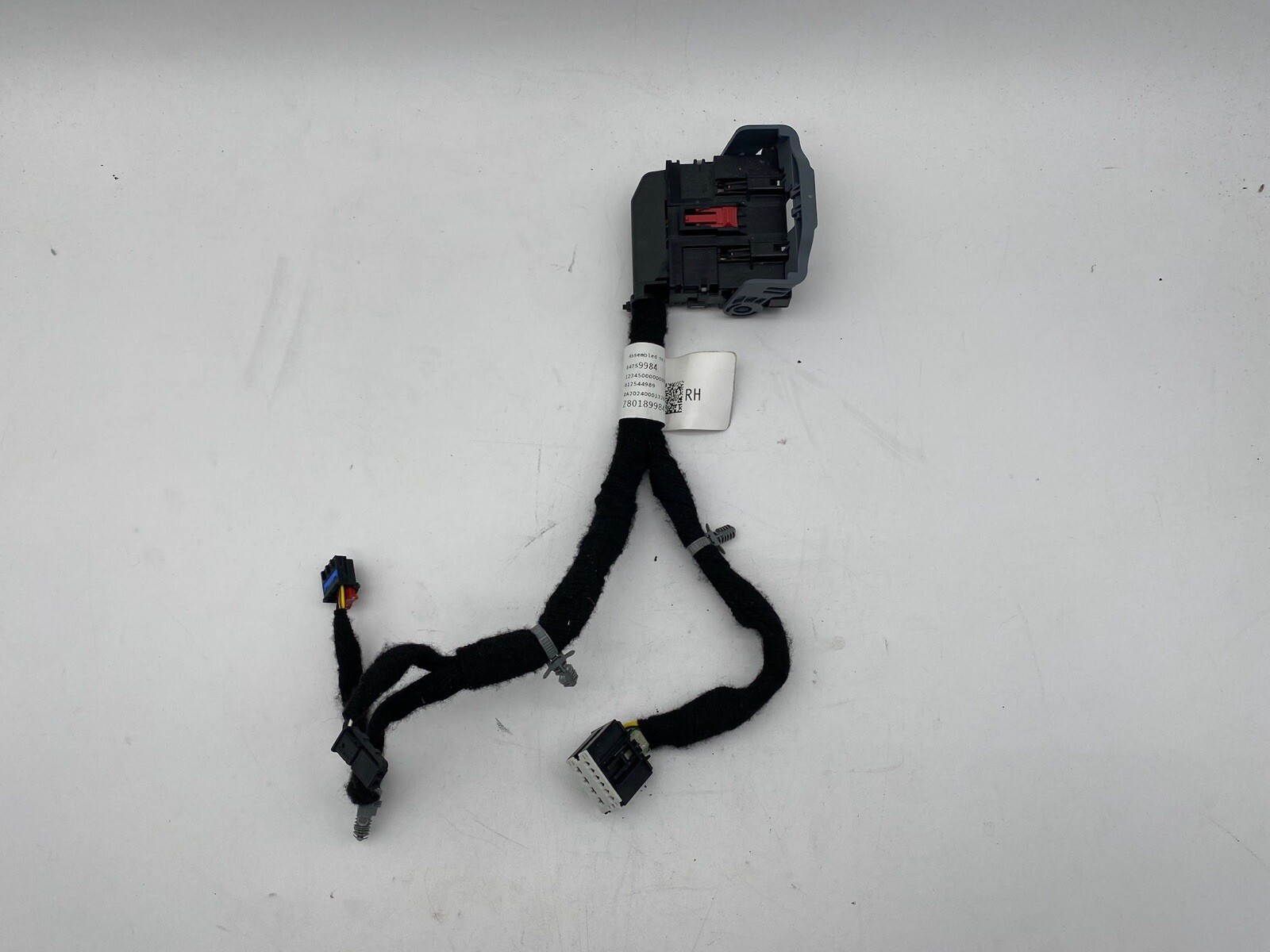 2019-2023 GM Silverado Sierra Front Passenger Door Lock Wiring Harness 84759984 