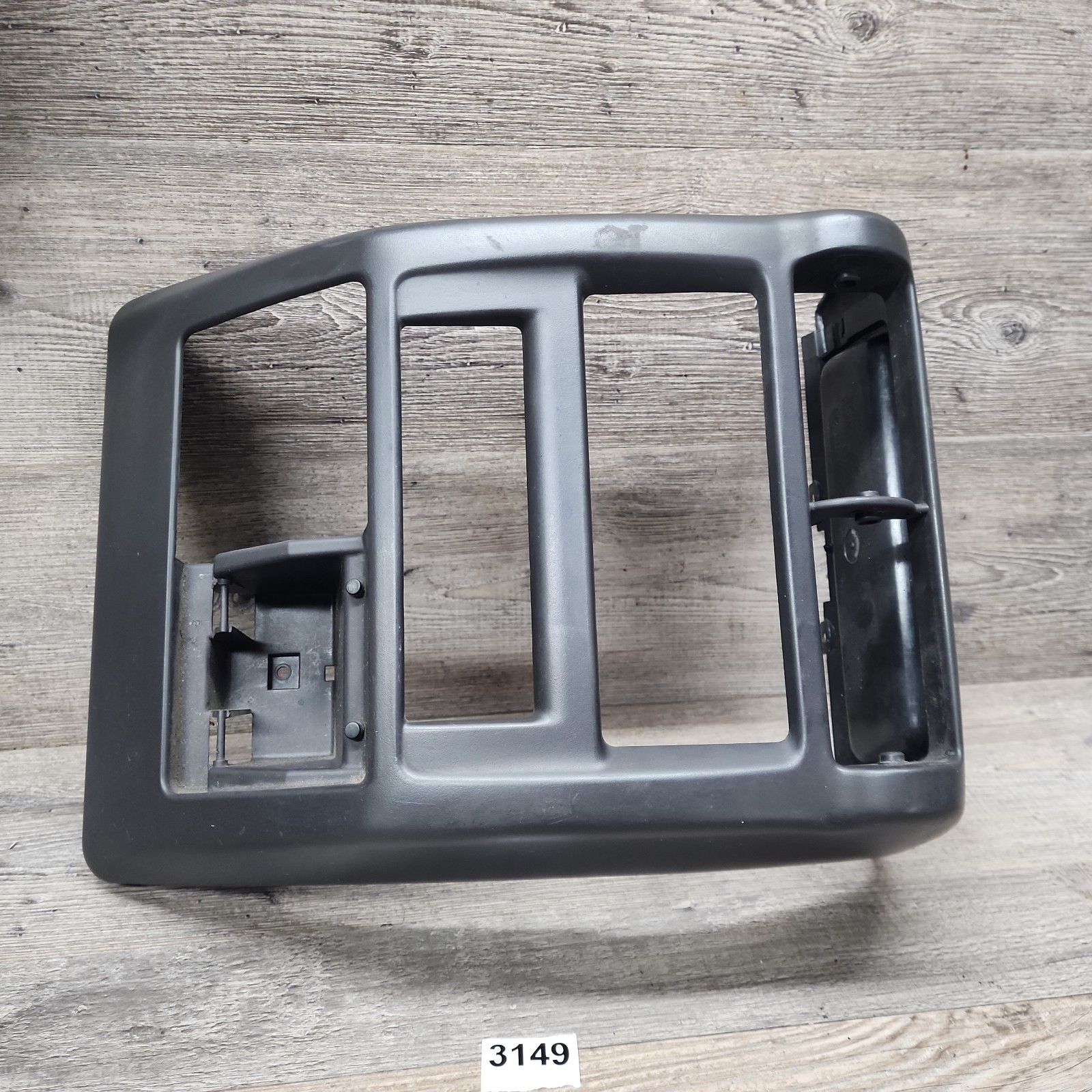 Jeep Wrangler TJ 97-02 Dash Center Heater Control Switch Bezel Radio Trim Oem
