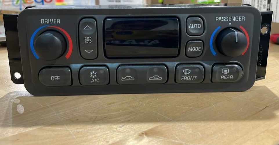 97 04 Corvette Z06 C5 Climate HVAC Control Switches AC Heat GM 16254311