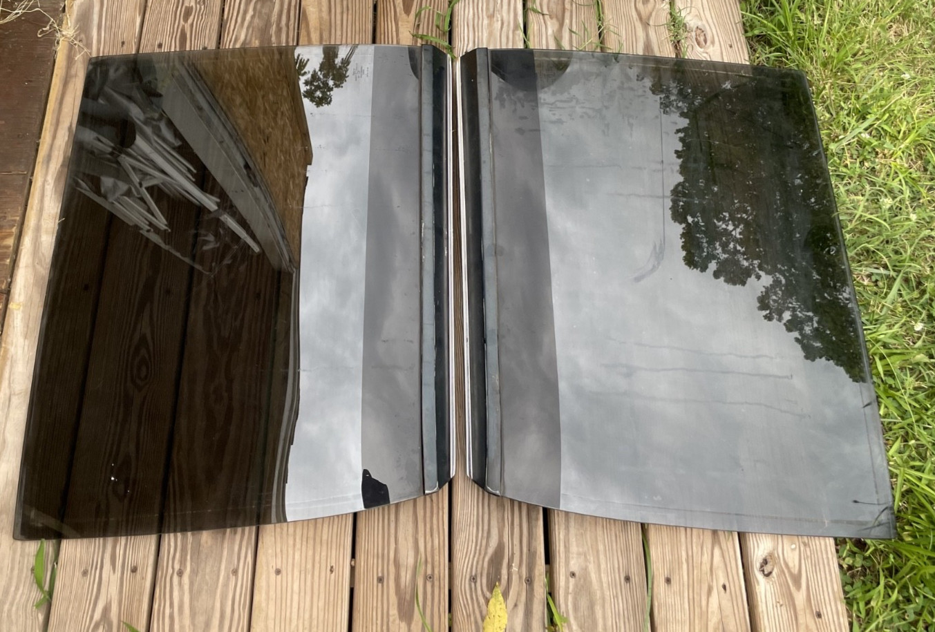 1978-1988 G-BODY CUTLASS MONTE-CARLO REGAL T TOP GLASS PAIR 1978-1988 G-BODY CUTLASS MONTE-CARLO REGAL T TOP GLASS PAIR
