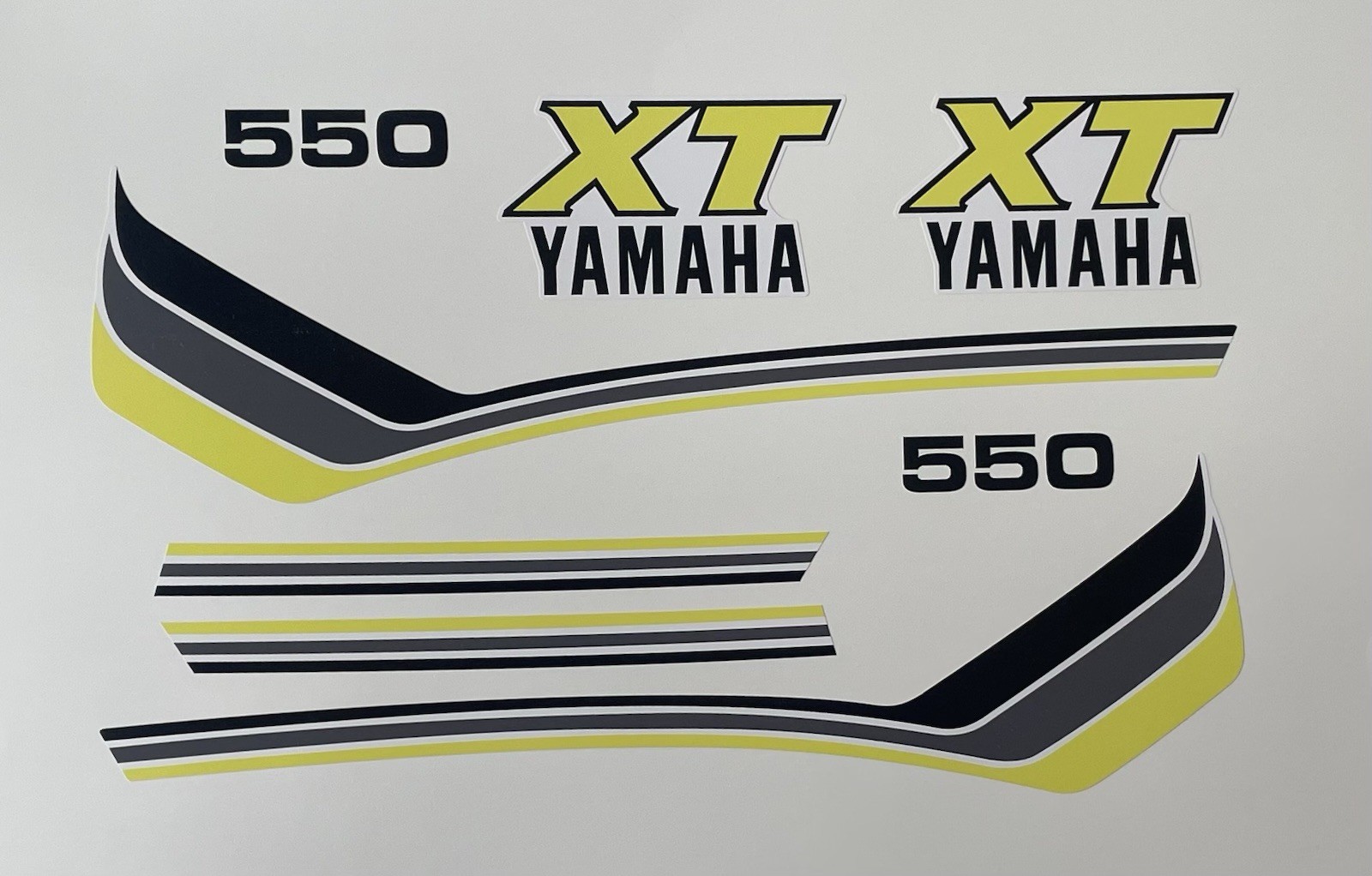1983 Yamaha XT550 decals SET, NOS STYLE 1983 Yamaha XT550 decals SET, NOS STYLE