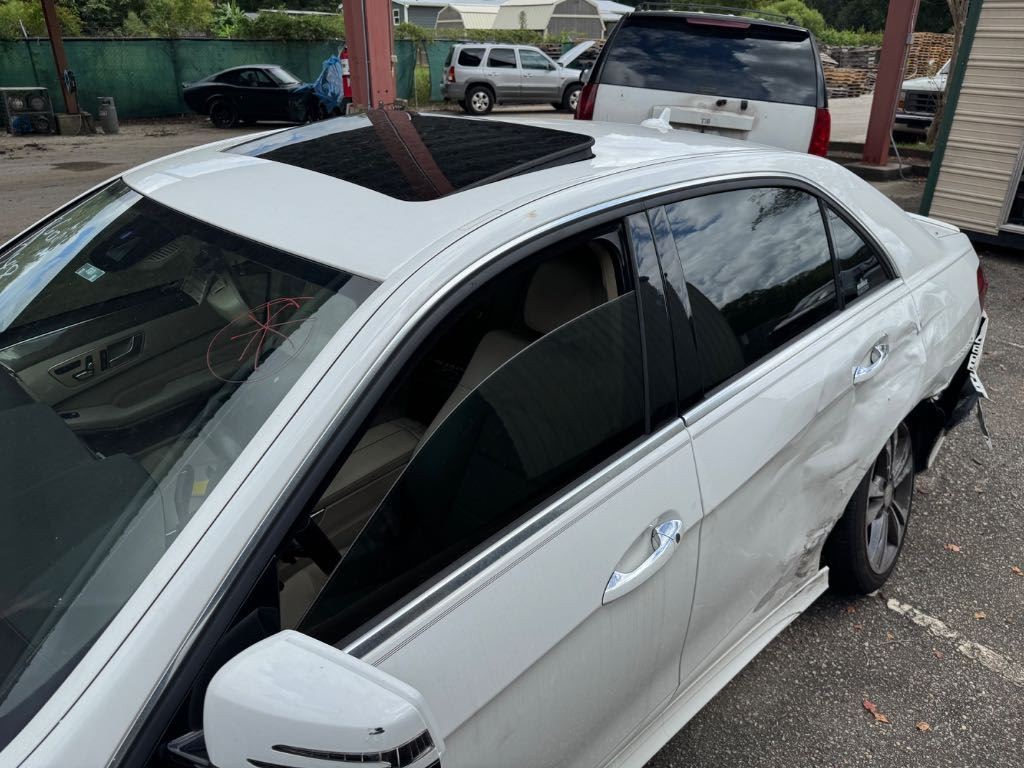 Used Roof Panel Glass fits: 2014 Mercedes-benz Mercedes e-class 212 Type Sdn E25