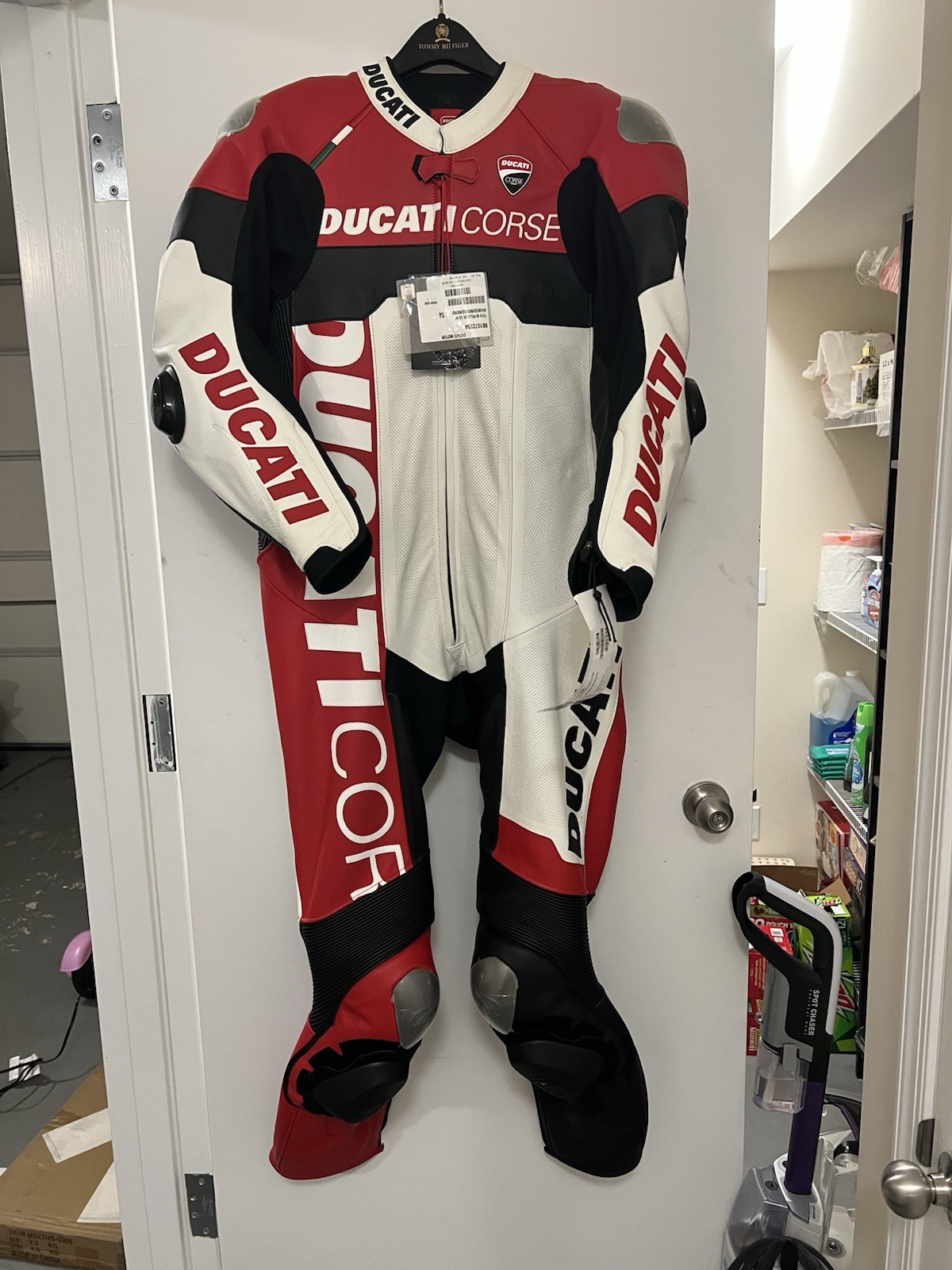BRAND NEW & ORIGINAL DUCATI CORSE C4 RACING LEATHER SUIT BRAND NEW & ORIGINAL DUCATI CORSE C4 RACING LEATHER SUIT