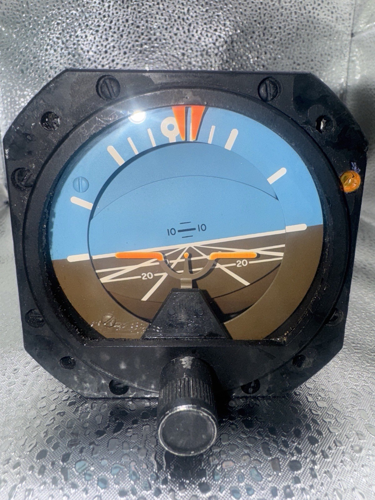 Attitude Gyro Model: 5000B-36, P/N: 23-501-06-16