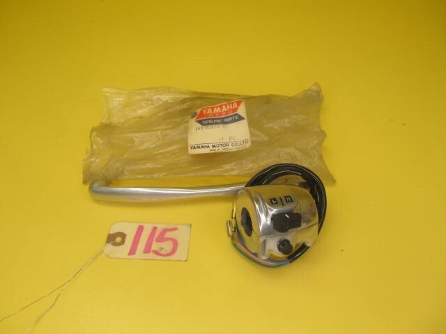 NOS  YAMAHA YR1  LH LEVER HOLDER CONTROL SWITCH OEM 168-82810-10
