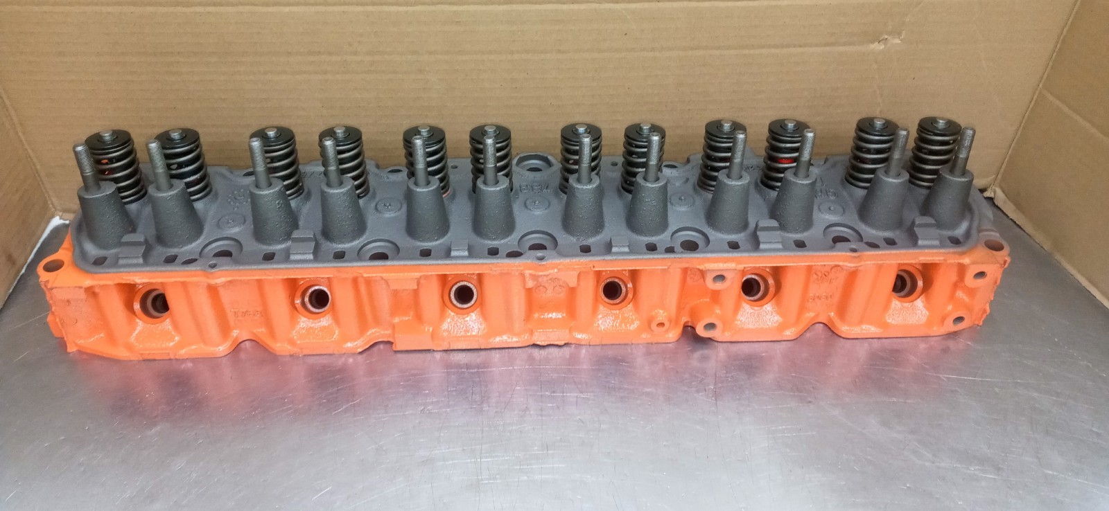 1965-72 ,230/250/292 Chevy Inline 6 Cylinder Head 3927763   1.94 ,1.6 valves