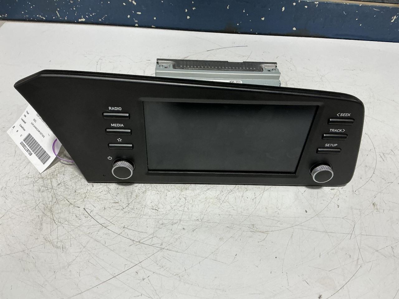 Audio Equipment Radio Display And Receiver US Market Fits 21-23 ELANTRA 824357