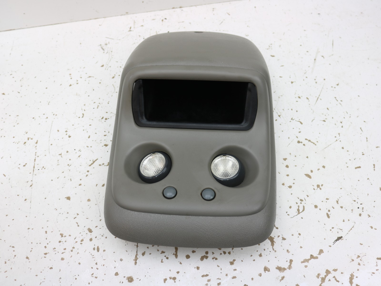 2000-2006 Chevy Silverado Dome Light Assembly Gray 15256891 OEM Used