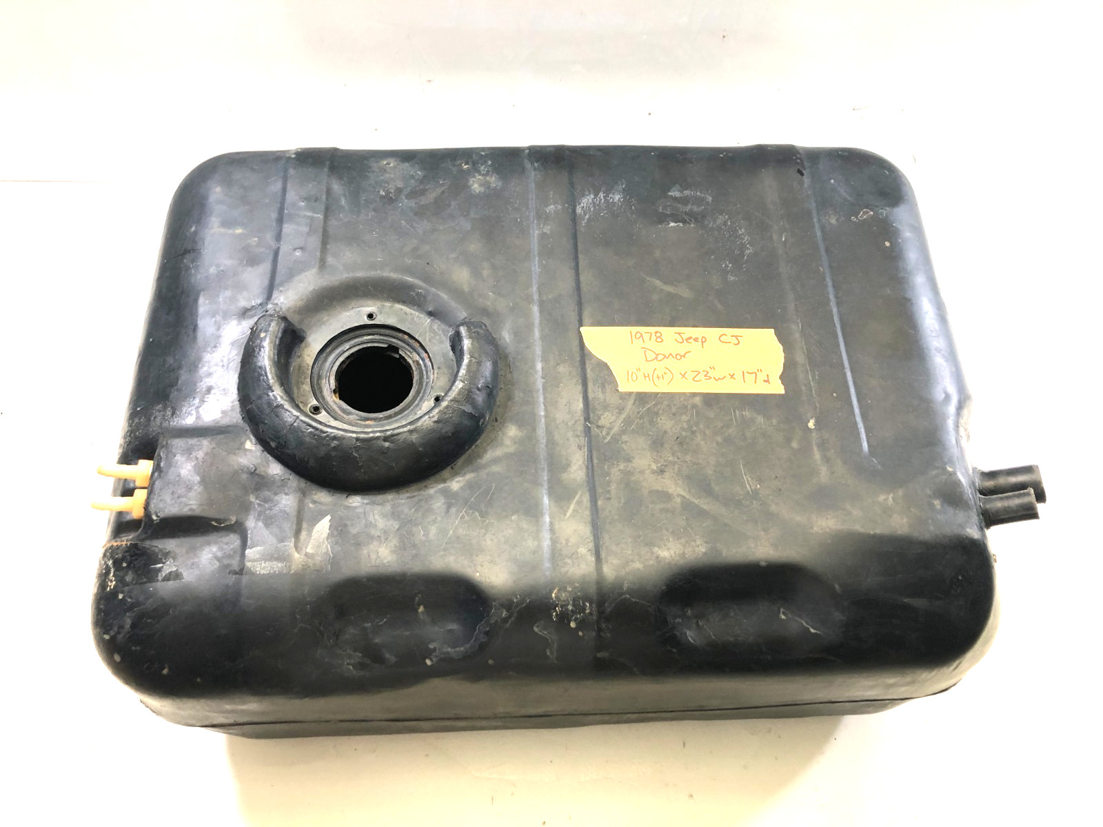 Fuel Tank Jeep CJ 21 gal Plastic