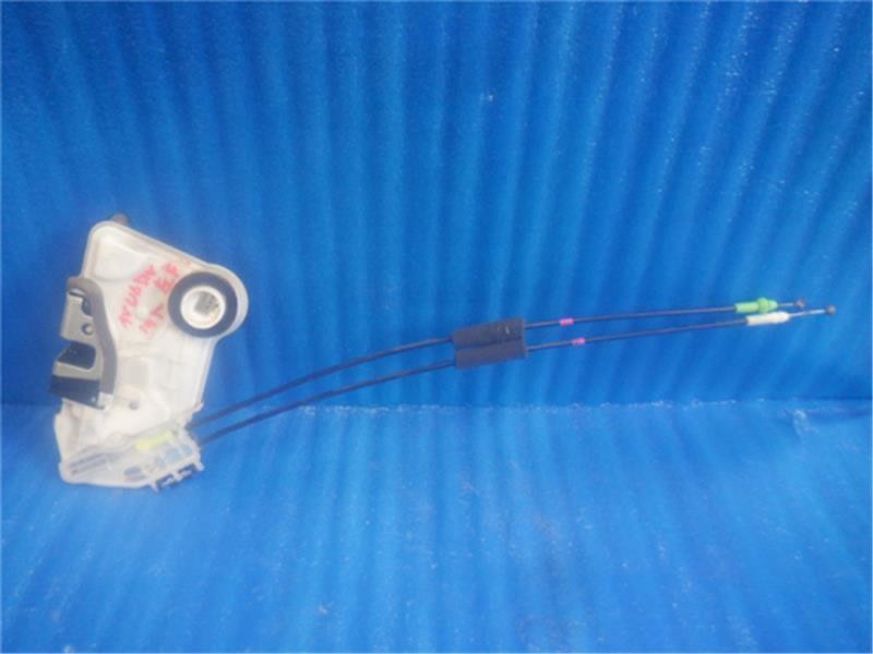 Genuine OEM Toyota Harrier 60 ZSU60 AVU65 AVU65W Front Left Door Lock #2