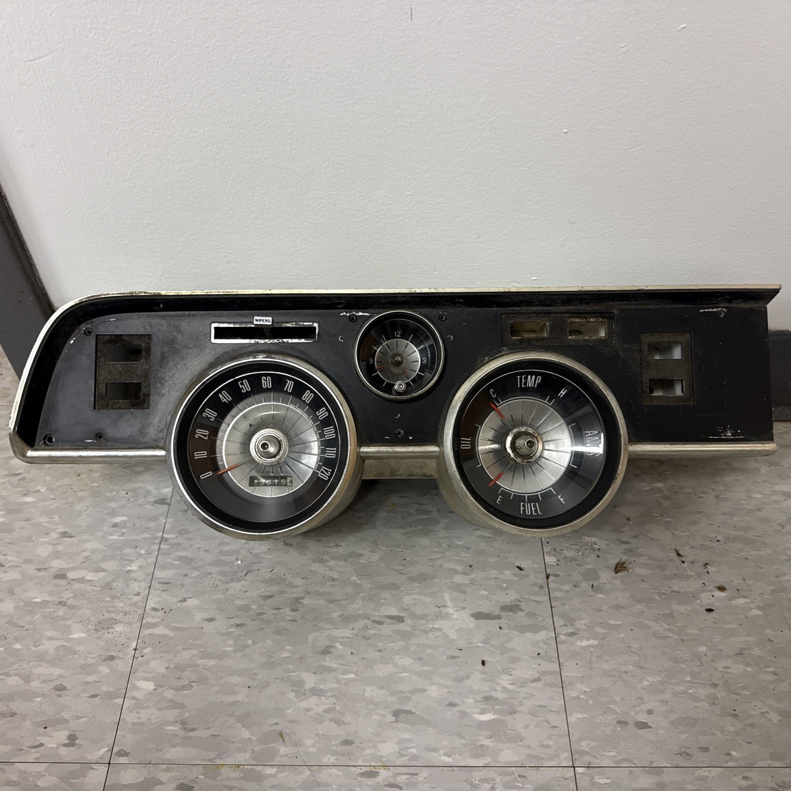 1967 1968 1969 Mercury Cougar Instrument Cluster Gauge Cluster Instrument Bezel 1967 1968 1969 Mercury Cougar Instrument Cluster Gauge Cluster Instrument Bezel