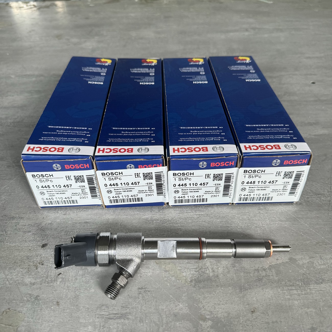 OEM 4x Fuel Injectors 5801470098 For Case Holland SR220 SV250 T4 T5 0445110457 OEM 4x Fuel Injectors 5801470098 For Case Holland SR220 SV250 T4 T5 0445110457