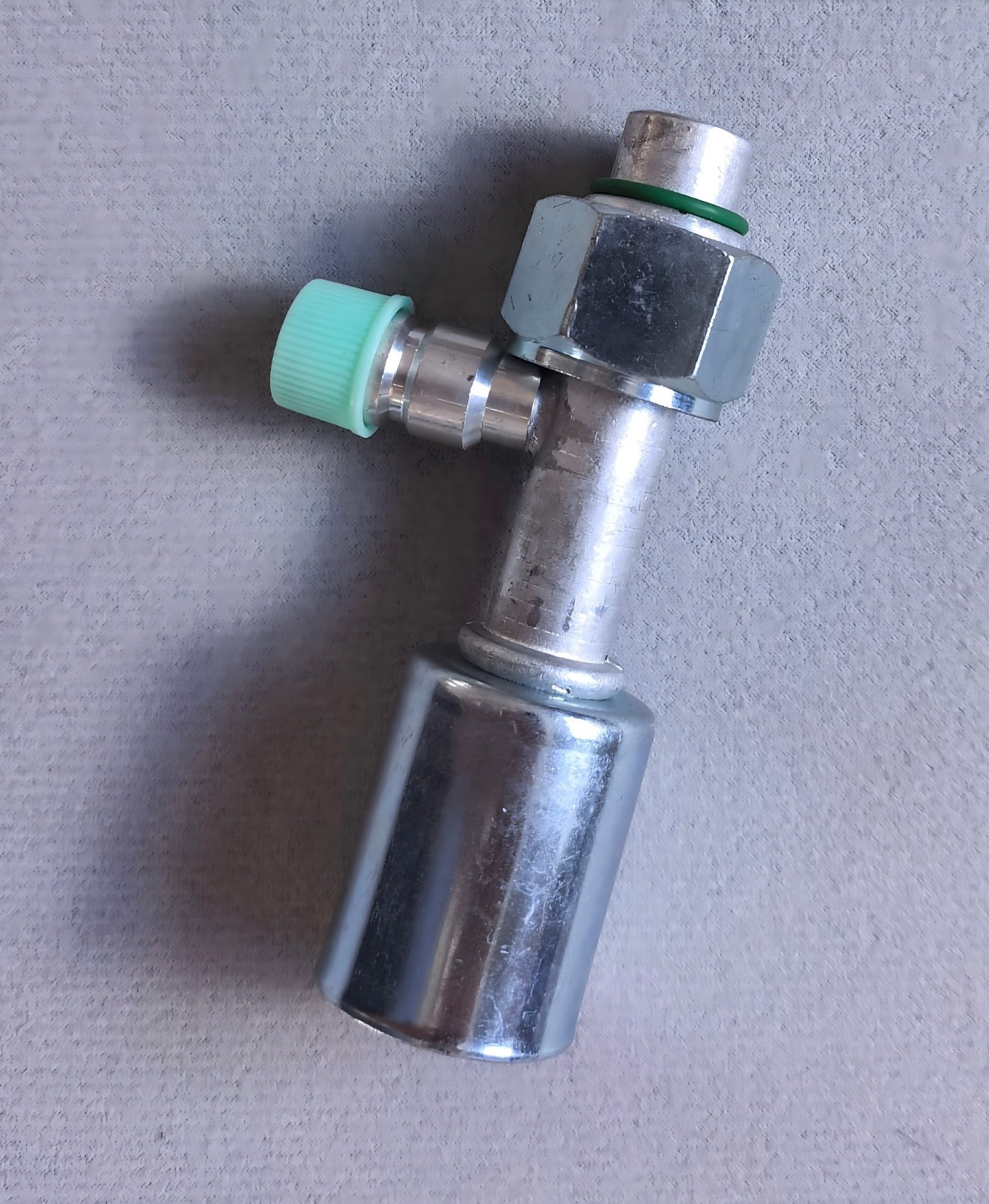 AC Beadlock A/C Fitting #10 Nut/Std Hose w/ 13mm Low Side Port Replace 14970 AC Beadlock A/C Fitting #10 Nut/Std Hose w/ 13mm Low Side Port Replace 14970