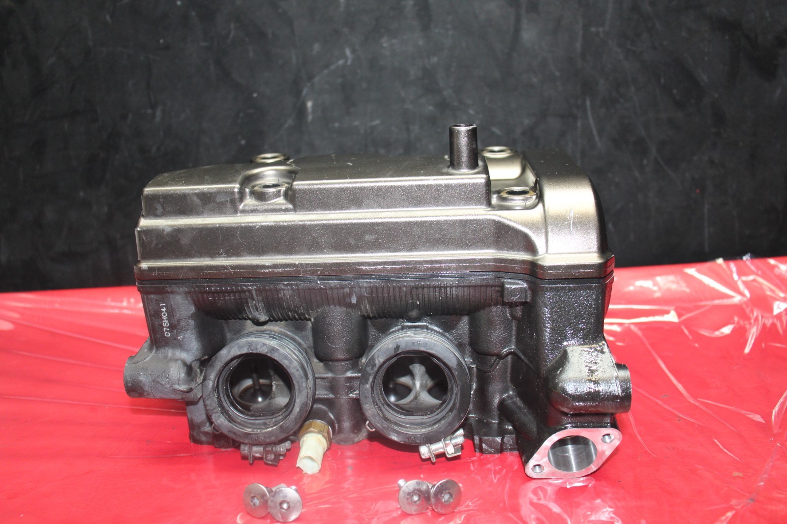 2014-2017 Yamaha FZ-07 Engine Cylinder Head Valves Camshafts OEM #8621 T-16